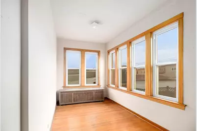 5119 N Menard Avenue, Chicago, IL 60630 - Photo 9