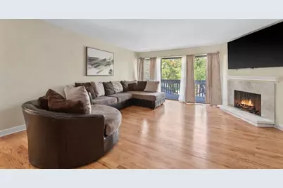 1104 Florimond Drive #1104, Elgin, IL 60123 - Photo 5