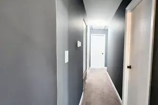 601 Fairbanks Ct, Schaumburg, IL 60194 - Photo 7