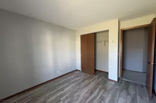 1871 Fox Run Dr, Elk Grove Village, IL 60007 - Photo 21