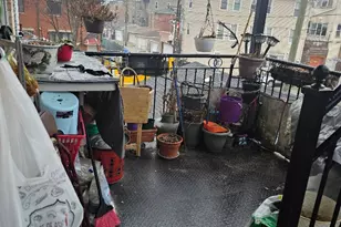 266 W 24th Pl, Chicago, IL 60616 - Photo 11