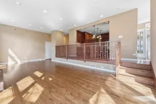 14 Timber Ln, Northbrook, IL 60062 - Photo 13