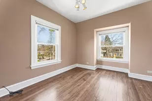 14 Timber Ln, Northbrook, IL 60062 - Photo 13