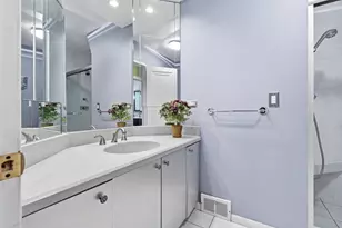 14 Timber Ln, Northbrook, IL 60062 - Photo 19