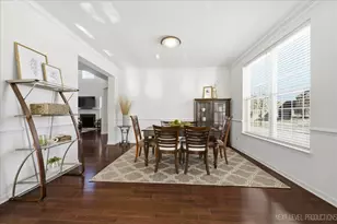 3658 Thornhill Dr, Elgin, IL 60124 - Photo 7