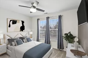 438 N Keswick Ct, Round Lake, IL 60073 - Photo 21