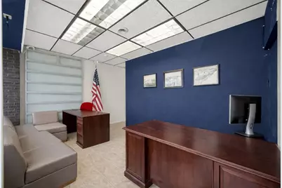 9725 Southwest Highway, Oak Lawn, IL 60453 - Photo 7