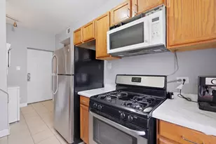 1657 N Spaulding Ave, Chicago, IL 60647 - Photo 11