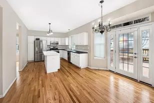 18421 W Springwood Dr, Grayslake, IL 60030 - Photo 3