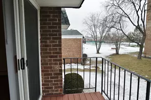 10369 Dearlove Rd, Glenview, IL 60025 - Photo 15