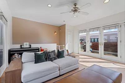 2003 N Hoyne Avenue, Chicago, IL 60647 - Photo 25