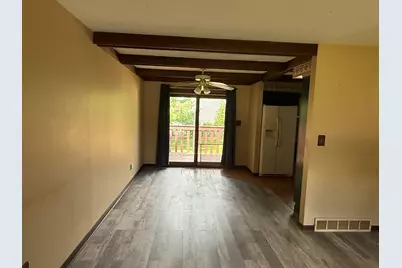 7503 Windsor Avenue, Spring Grove, IL 60081 - Photo 5