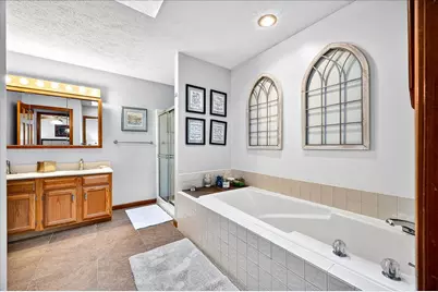 1409 Oakbrook Drive #2, Bloomington, IL 61704 - Photo 15