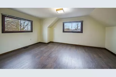 920 Zenner Avenue, Aurora, IL 60505 - Photo 11