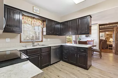 4320 Belle Avenue, Davenport, IA 52807 - Photo 7