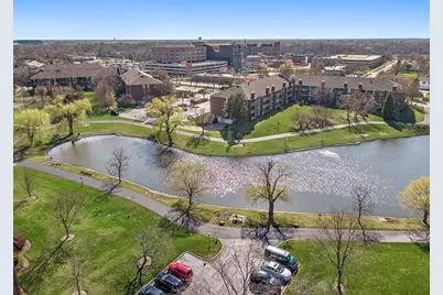 805 Leicester Road #211, Elk Grove Village, IL 60007 - Photo 17