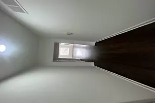 7737 S Kingston Ave, Chicago, IL 60649 - Photo 3