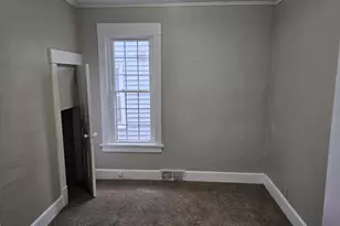 1114 25th St, Moline, IL 61265 - Photo 9