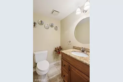 355 Hazelwood Terrace, Buffalo Grove, IL 60089 - Photo 9