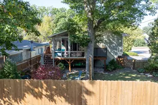 404 Woodward Ave, Geneva, IL 60134 - Photo 25