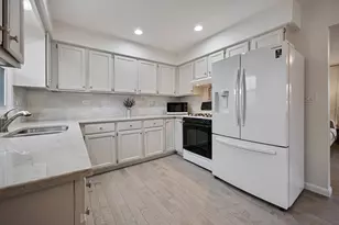 404 Woodward Ave, Geneva, IL 60134 - Photo 9