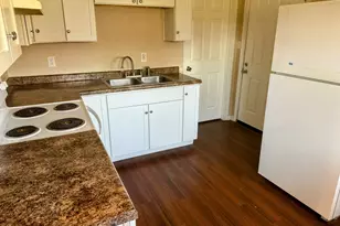 212 S Illinois St, Atwood, IL 61913 - Photo 3