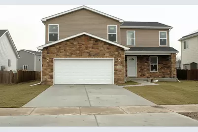 828 Blackhawk Drive, Braidwood, IL 60408 - Photo 1