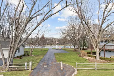 9706 Fox Shores Drive, Algonquin, IL 60102 - Photo 11