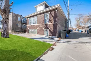 2548 W 57th St, Chicago, IL 60629 - Photo 3