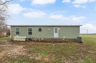20100 Diamond Springs Rd, Shattuc, IL 62231 - Photo 7