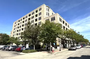 10 S Dunton Ave, Arlington Heights, IL 60005 - Photo 1