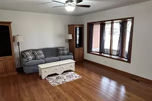 16 Robert Ave, Prospect Heights, IL 60070 - Photo 17