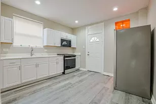 5955 S Whipple St, Chicago, IL 60629 - Photo 23