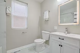 5955 S Whipple St, Chicago, IL 60629 - Photo 19