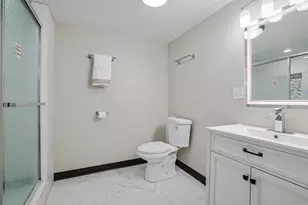 5955 S Whipple St, Chicago, IL 60629 - Photo 11