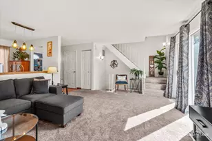 308 Peppertree Ln, Aurora, IL 60504 - Photo 7