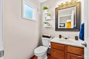 308 Peppertree Ln, Aurora, IL 60504 - Photo 5