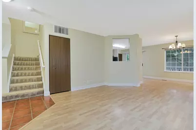 3184 Impressions Drive #3184, Lake in the Hills, IL 60156 - Photo 5