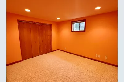 180 Clover Chase Circle, Woodstock, IL 60098 - Photo 21