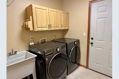 180 Clover Chase Circle, Woodstock, IL 60098 - Photo 15