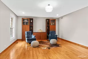 1324 Jane Ave, Naperville, IL 60540 - Photo 7