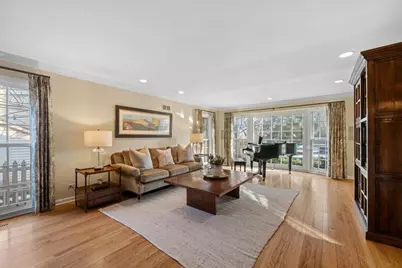 2836 Blackhawk Road, Wilmette, IL 60091 - Photo 5