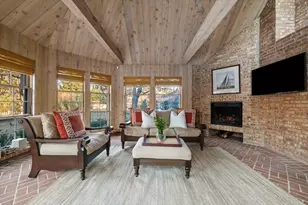 2836 Blackhawk Rd, Wilmette, IL 60091 - Photo 13