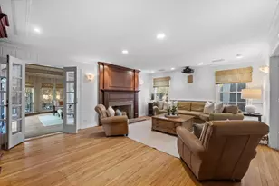 2836 Blackhawk Rd, Wilmette, IL 60091 - Photo 11