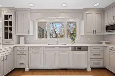 2836 Blackhawk Road, Wilmette, IL 60091 - Photo 15