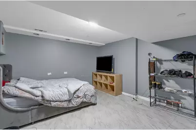 6756 N Keating Avenue, Lincolnwood, IL 60712 - Photo 25