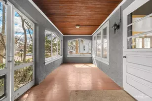 118 S Union St, Elgin, IL 60123 - Photo 3