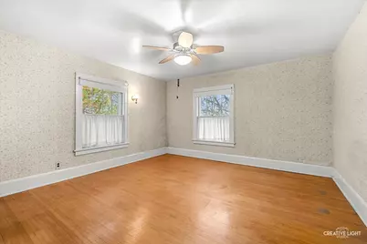 118 S Union Street, Elgin, IL 60123 - Photo 17