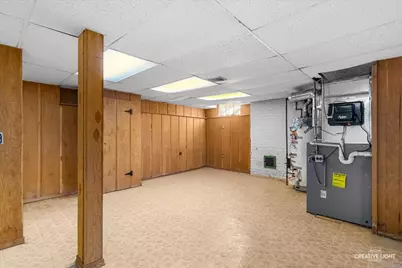 118 S Union Street, Elgin, IL 60123 - Photo 23