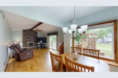 1705 Hawkins Avenue, Downers Grove, IL 60516 - Photo 21